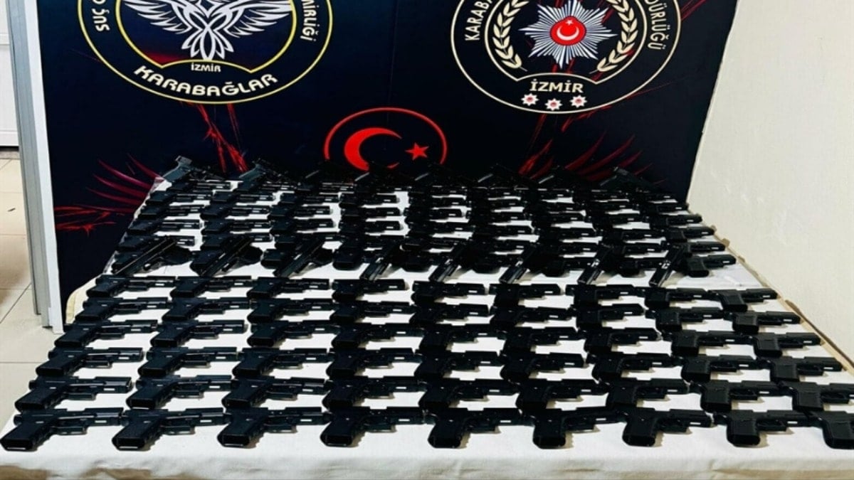 Güvercin kümesinde cephanelik ele geçirildi