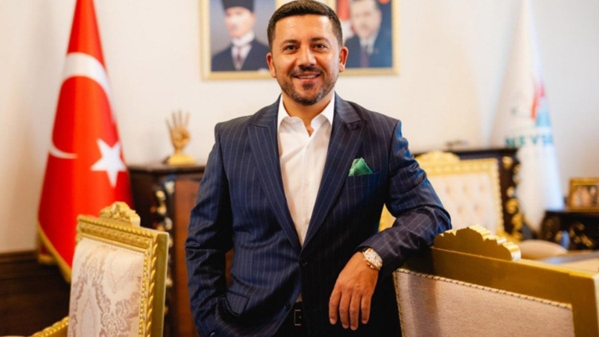 Bir başkan daha AKP yolunda