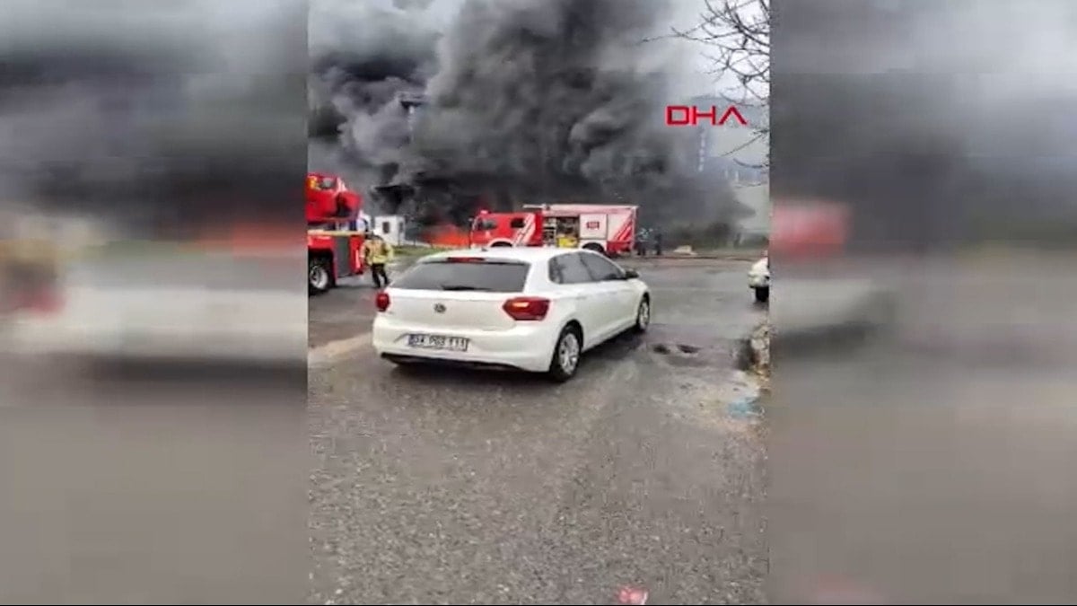 Silivri'de fabrika yangını