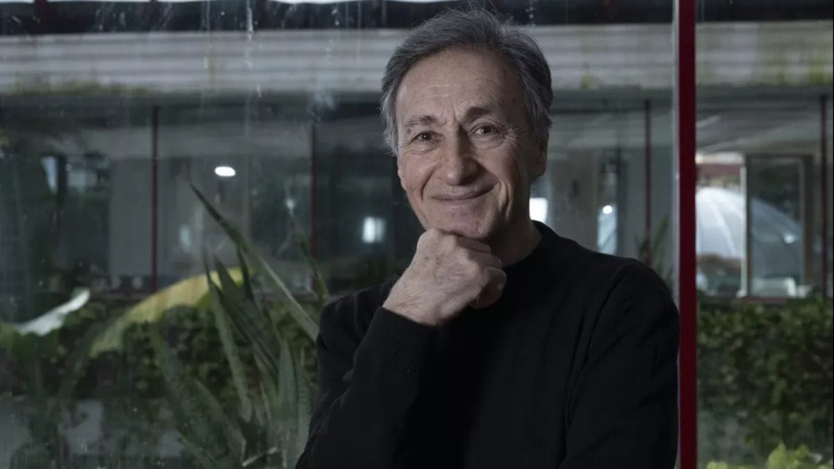 Komedyen, oyuncu ve yazar Yalçın Özden yoğun bakıma kaldırıldı