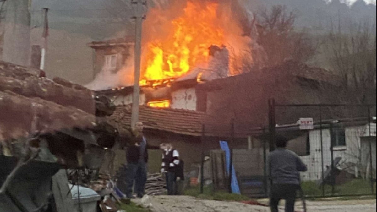 Bursa'da soba faciası: Yaşlı çift çıkan yangında hayatını kaybetti