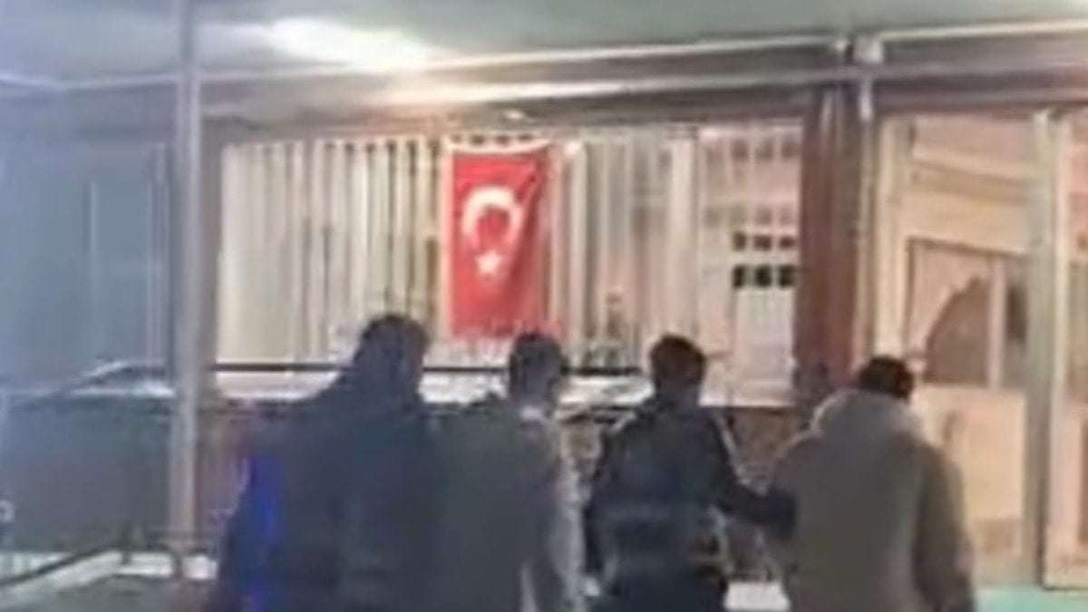 Çakarlı radara yüz binlik ceza kesildi!