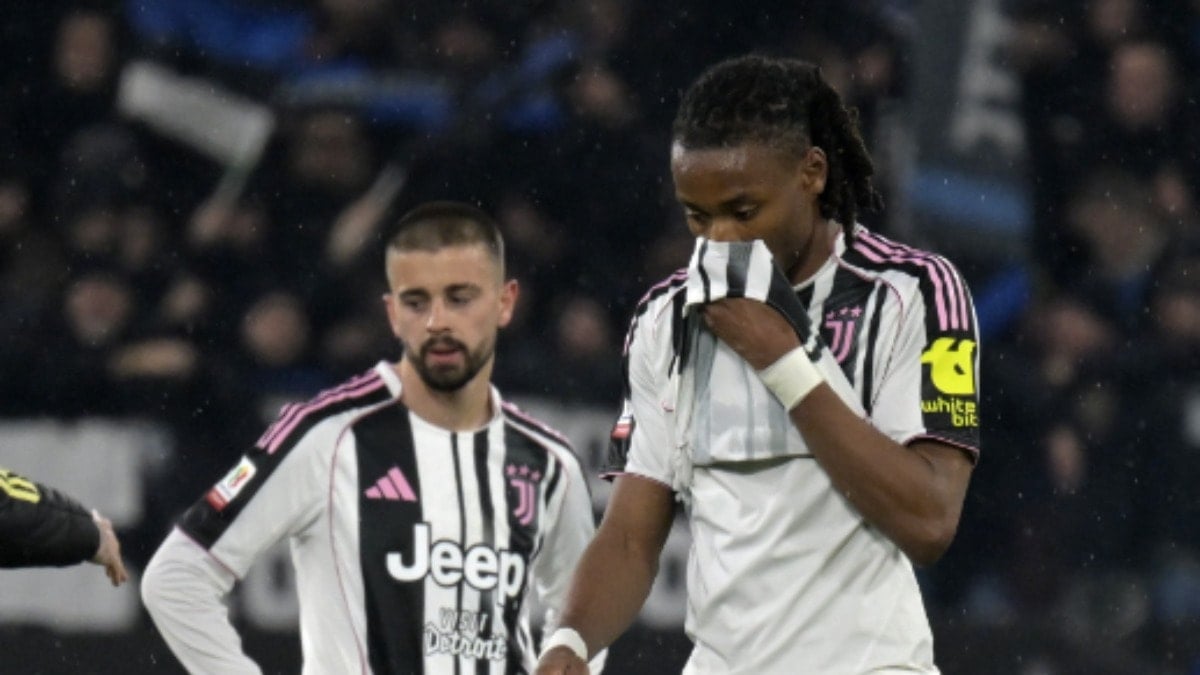 Juventus Inter deplasmanında son dakika golüyle mağlup