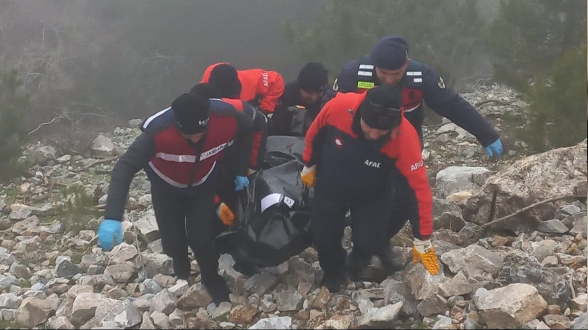 Kaçak define kazısında dinamitle öldü, intihar süsü vermek için uçurumdan attılar