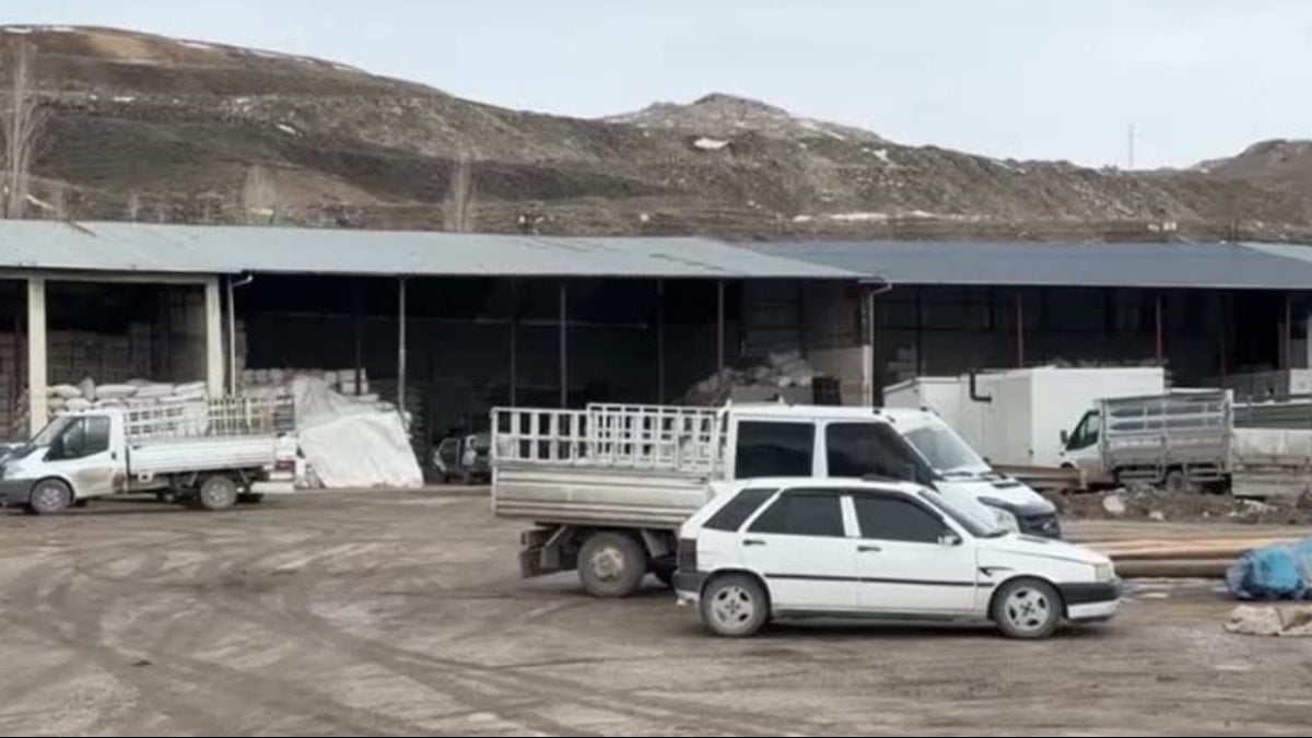 Van’da saman pazarı esnafı zor durumda