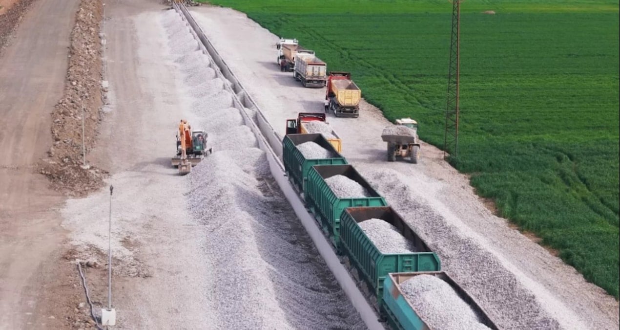 Rayları ortada yok faturası katlanıyor