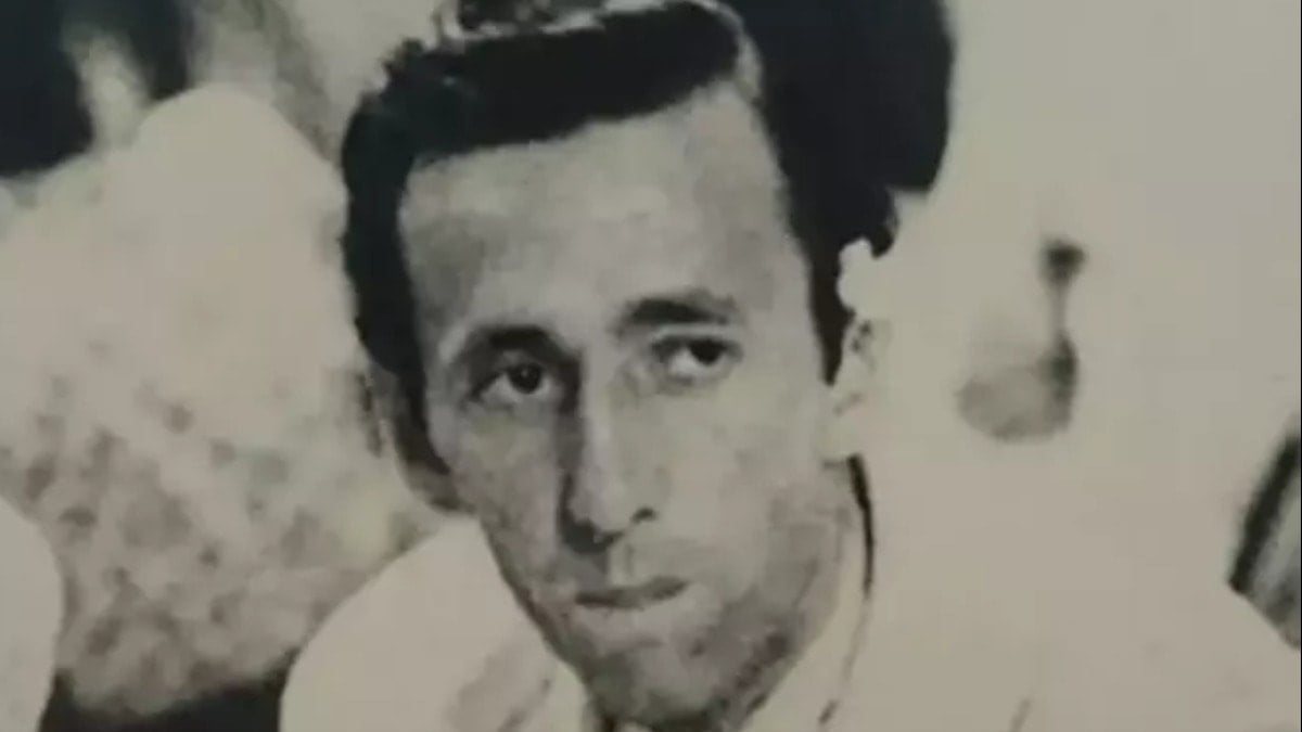 Orhan Veli'nin evi satışa çıkarıldı: Fiyatı dudak uçuklattı