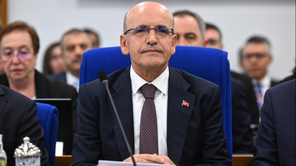 Şimşek halka Mehmet Bey’i şikayet etti