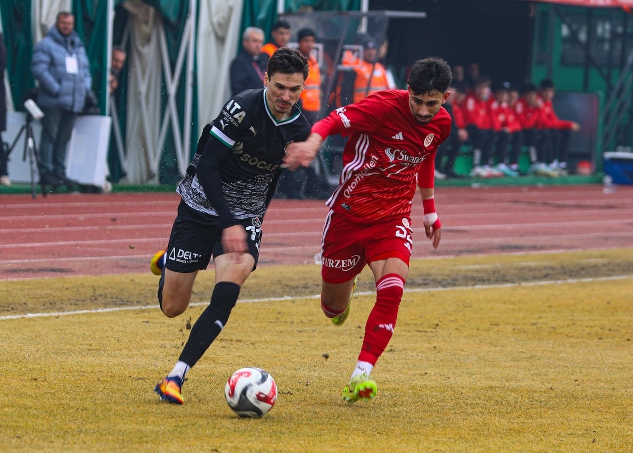 Türkiye Kupası'nda tarihi sonuç! 1.Lig ekibi Süper Lig takımına fark attı