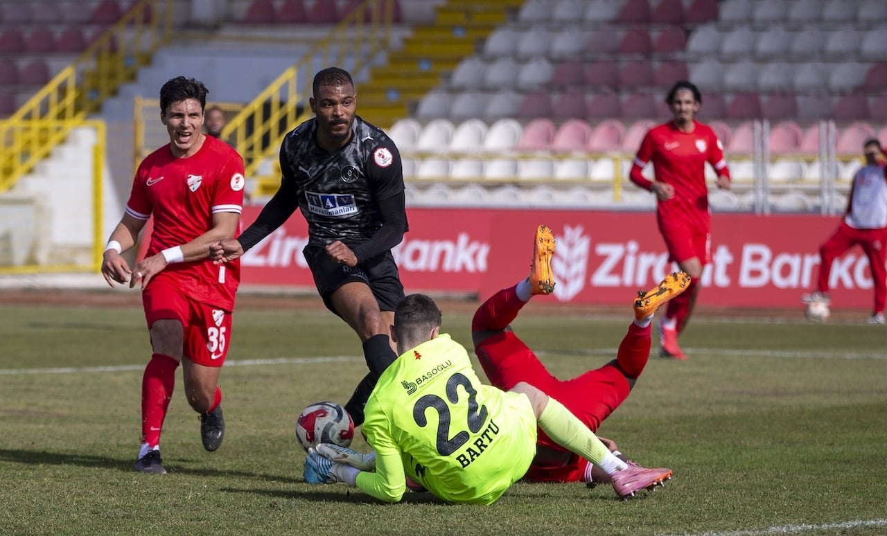 Alanyaspor ikinci yarı açıldı! Boluspor'u farklı geçti