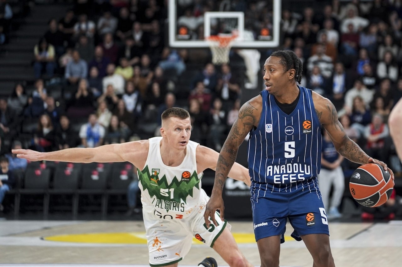 Nefes kesen maç Anadolu Efes'in