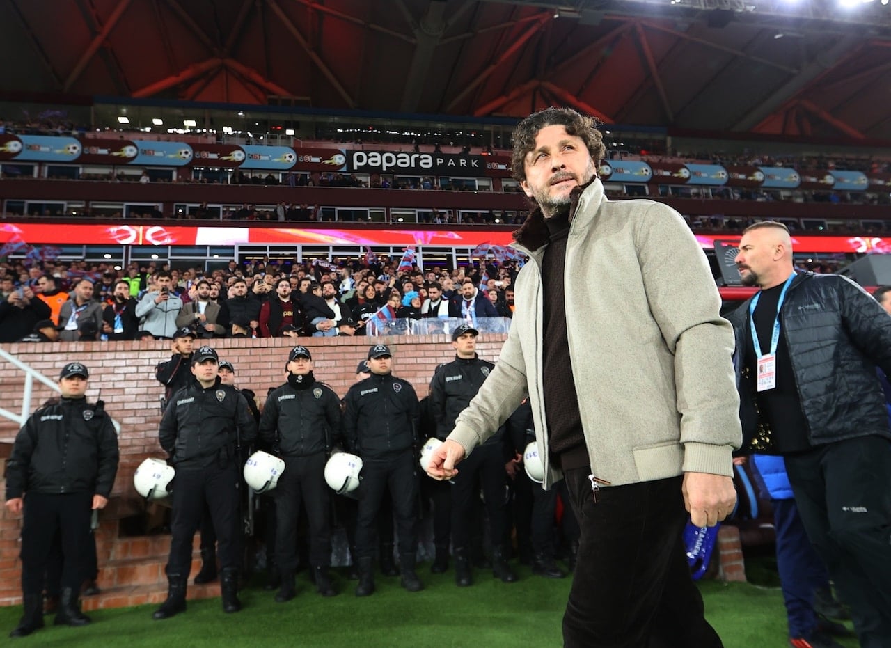 Fatih Tekke deplasmanda daha fazla puan topladı