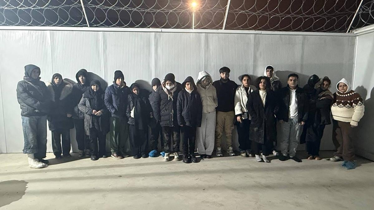 Edirne’de 18 kaçak Afgan göçmen yakalandı