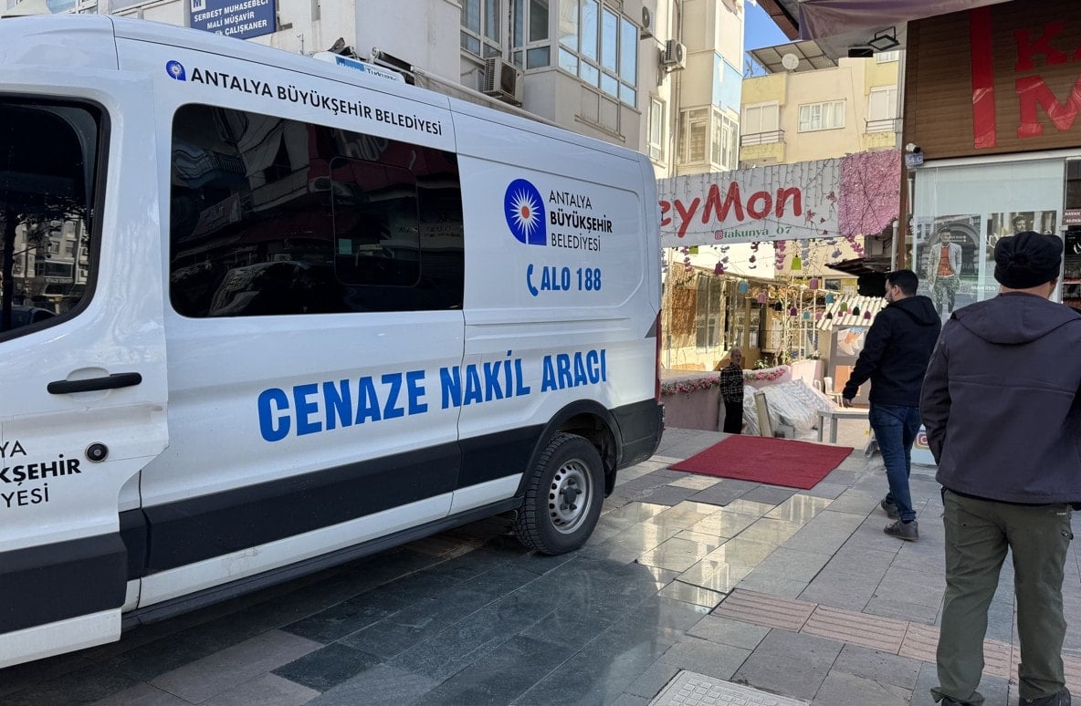 Antalya'da çıkan silahlı kavgada 1 kişi öldü