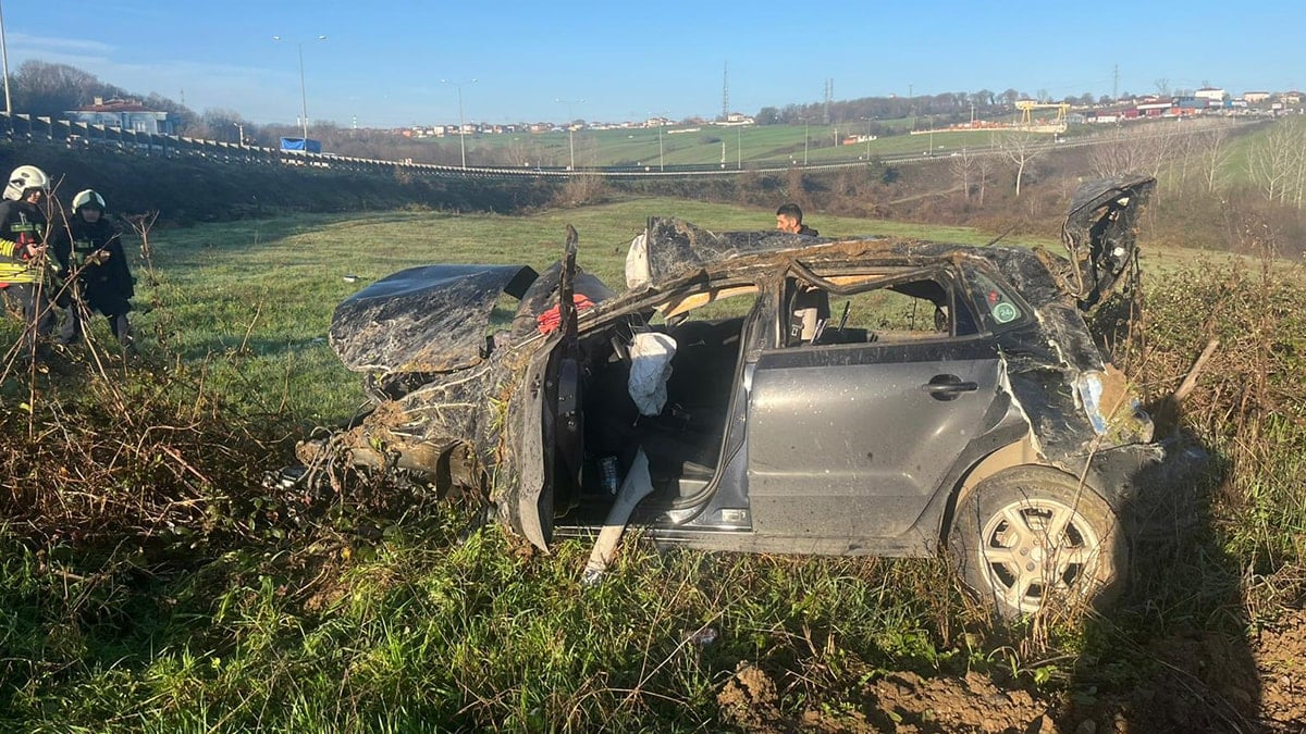 Bafra'da otomobil tarlaya yuvarlandı: 32 yaşındaki sürücü hayatını kaybetti
