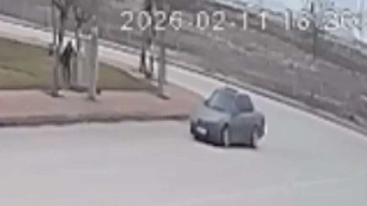 Boya için aracılık ücreti isteyen arkadaşına tüfekle ateş açtı