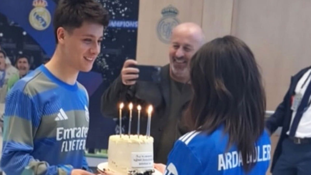 Arda Güler'e sevgilisinden doğum günü sürprizi