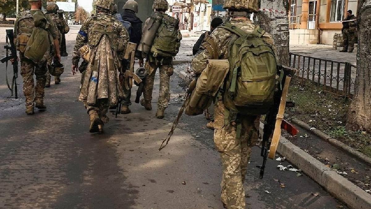 Ülkede askerlik yaşı 60'a çıkarıldı