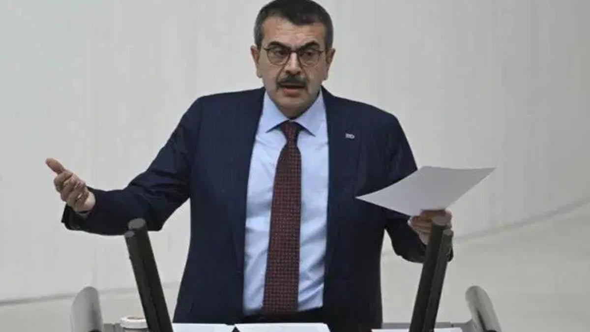 ADD Bakan Yusuf Tekin hakkında suç duyurusunda bulundu