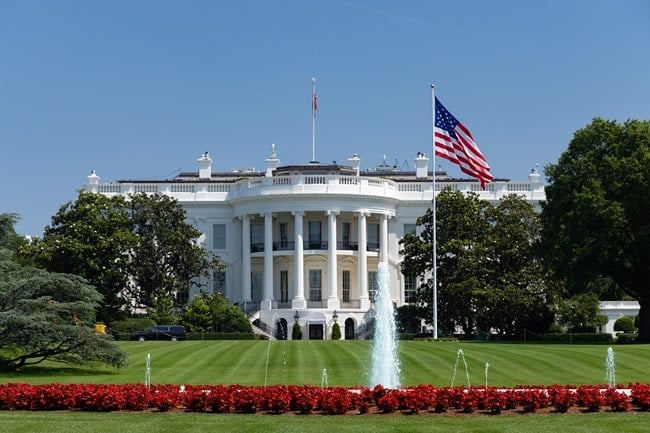 Trump konuşurken Beyaz Saray yakınlarında silah sesleri: 1 kişi vuruldu