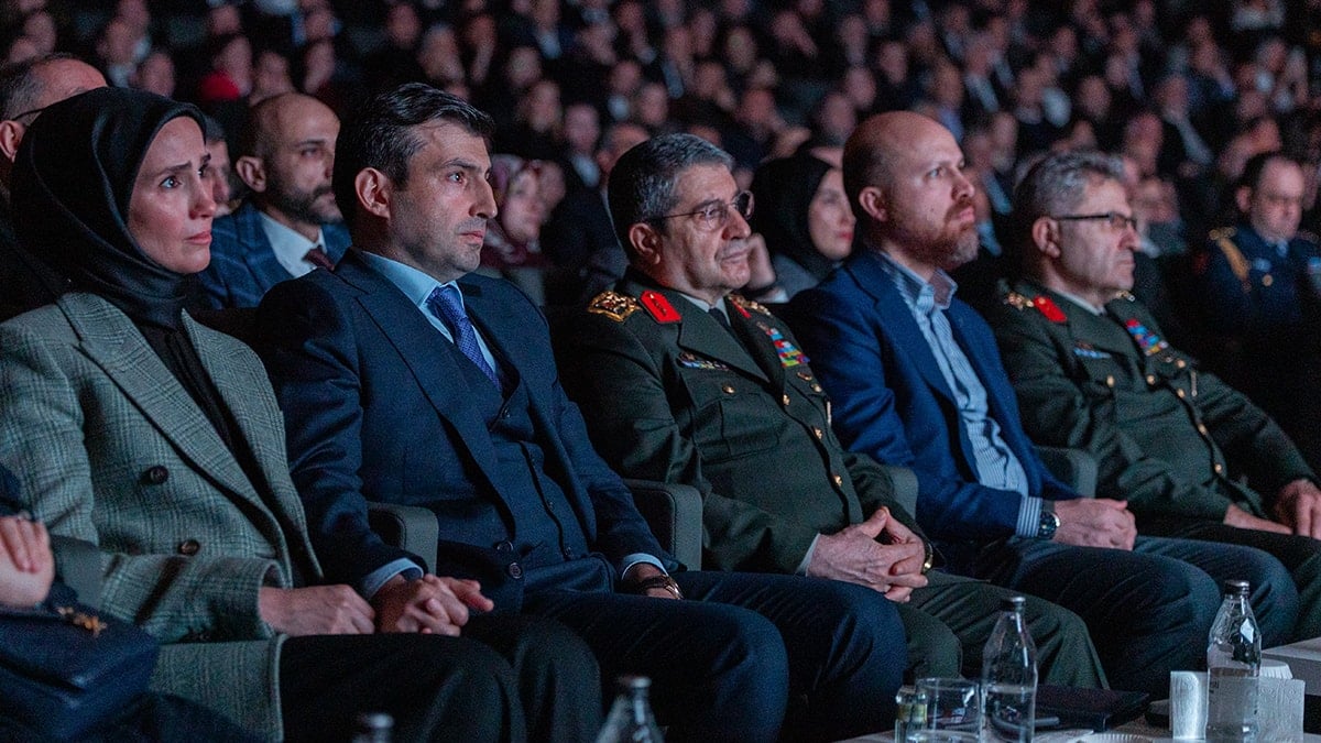 Bilal Erdoğan siyasete ısınma turunda mı? Yüzde 400 artış...