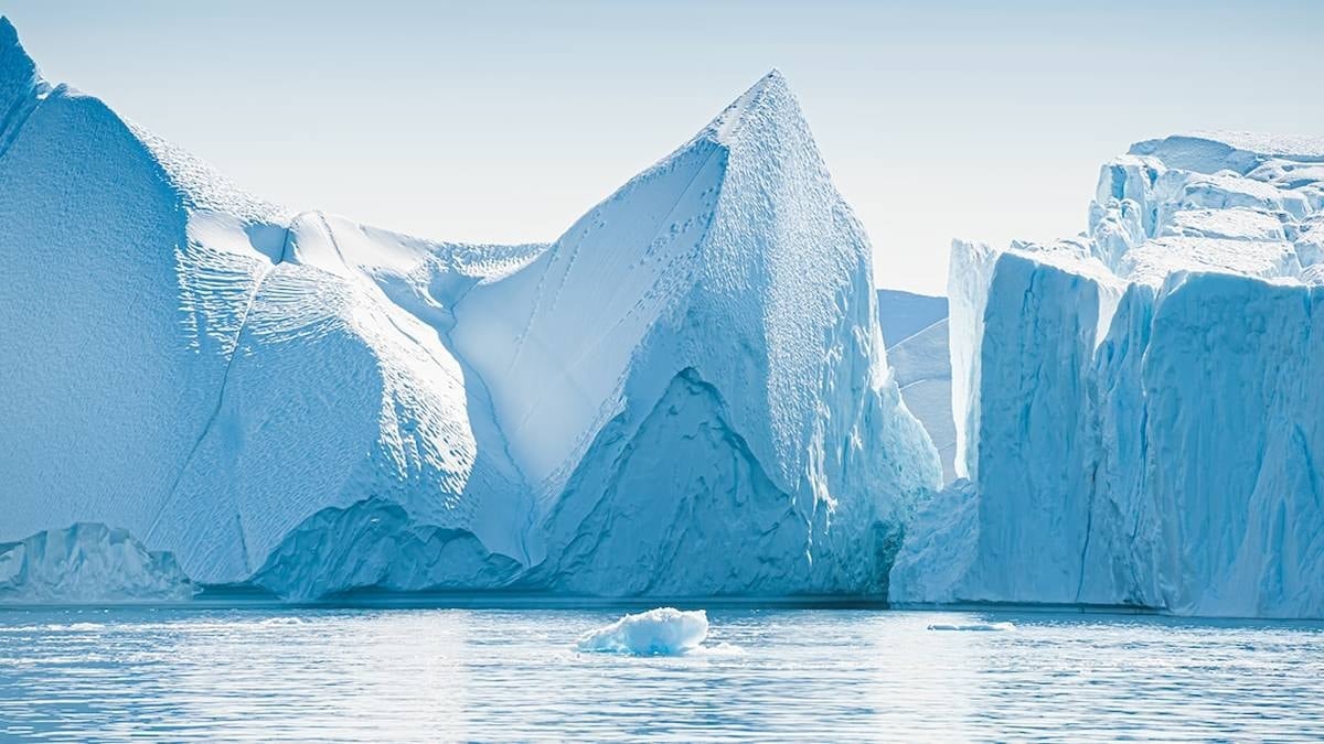 Dünyanın en büyük buzulu: Teksas'dan 2 kat büyük