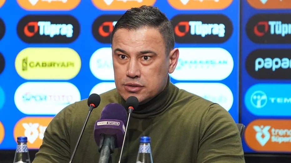 Çağdaş Atan soruyu duyunca çılgına döndü! 'Fırça mı attın anlamadım'