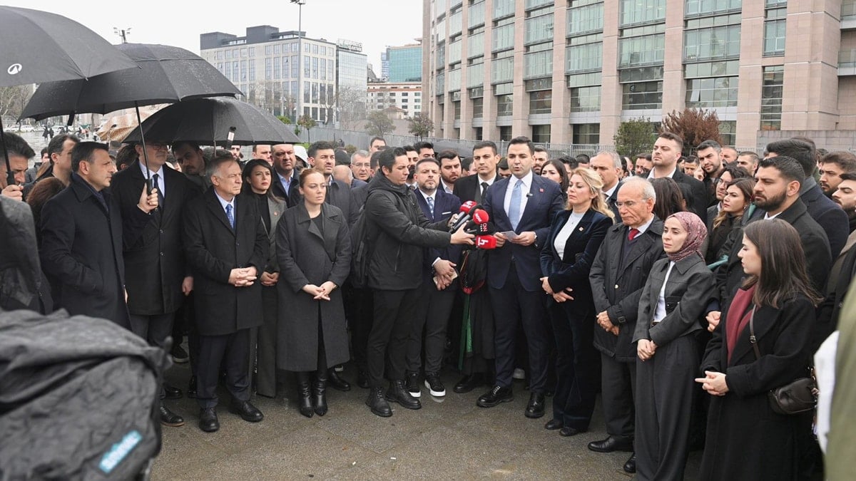 CHP'li Çelik: Gençliğin bileği bükülmez!