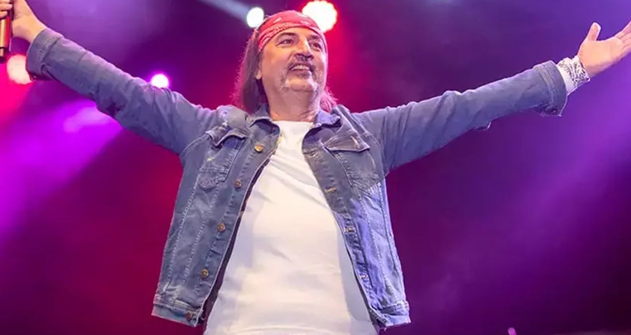 Çelik 'Şaka sanıyorsunuz ama gerçek' diyerek hayranının isteğini ifşa etti