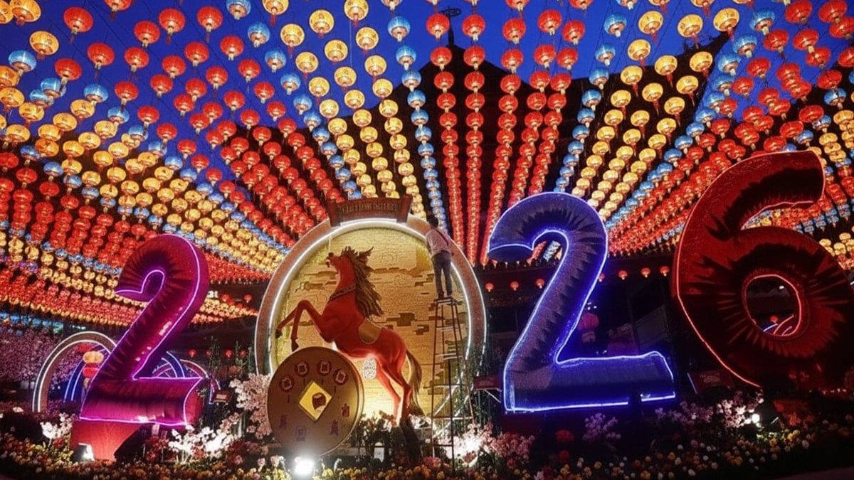 Milyonlarca kişi Ateş Atı Yılı'nı kutluyor: Sınırları aştı 