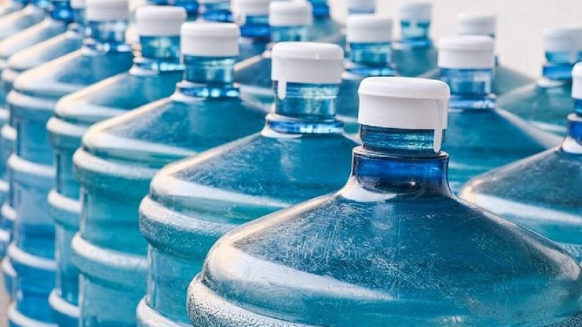 Ev ve iş yerinizdeki damacananın içine bir tane atın farkı görün: Lıkır lıkır içeceksiniz