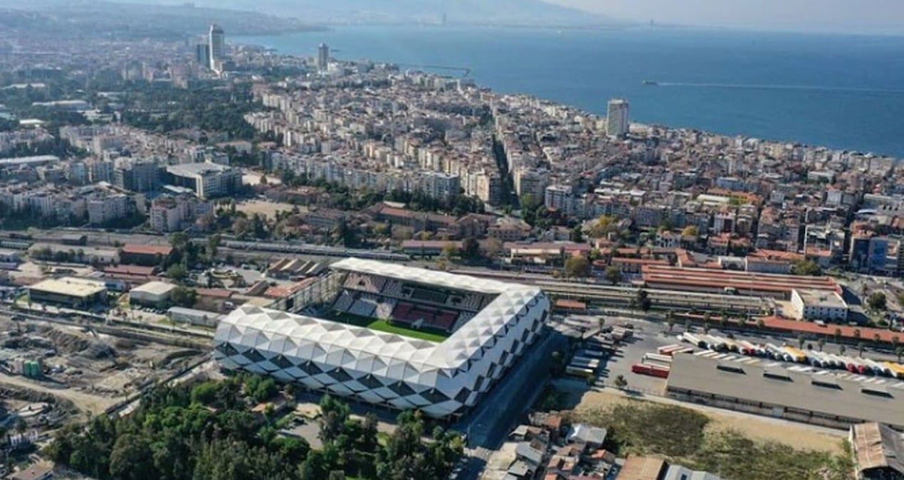 'Herkes ederi kadar' diyerek maç biletlerini 5 kuruş yaptılar