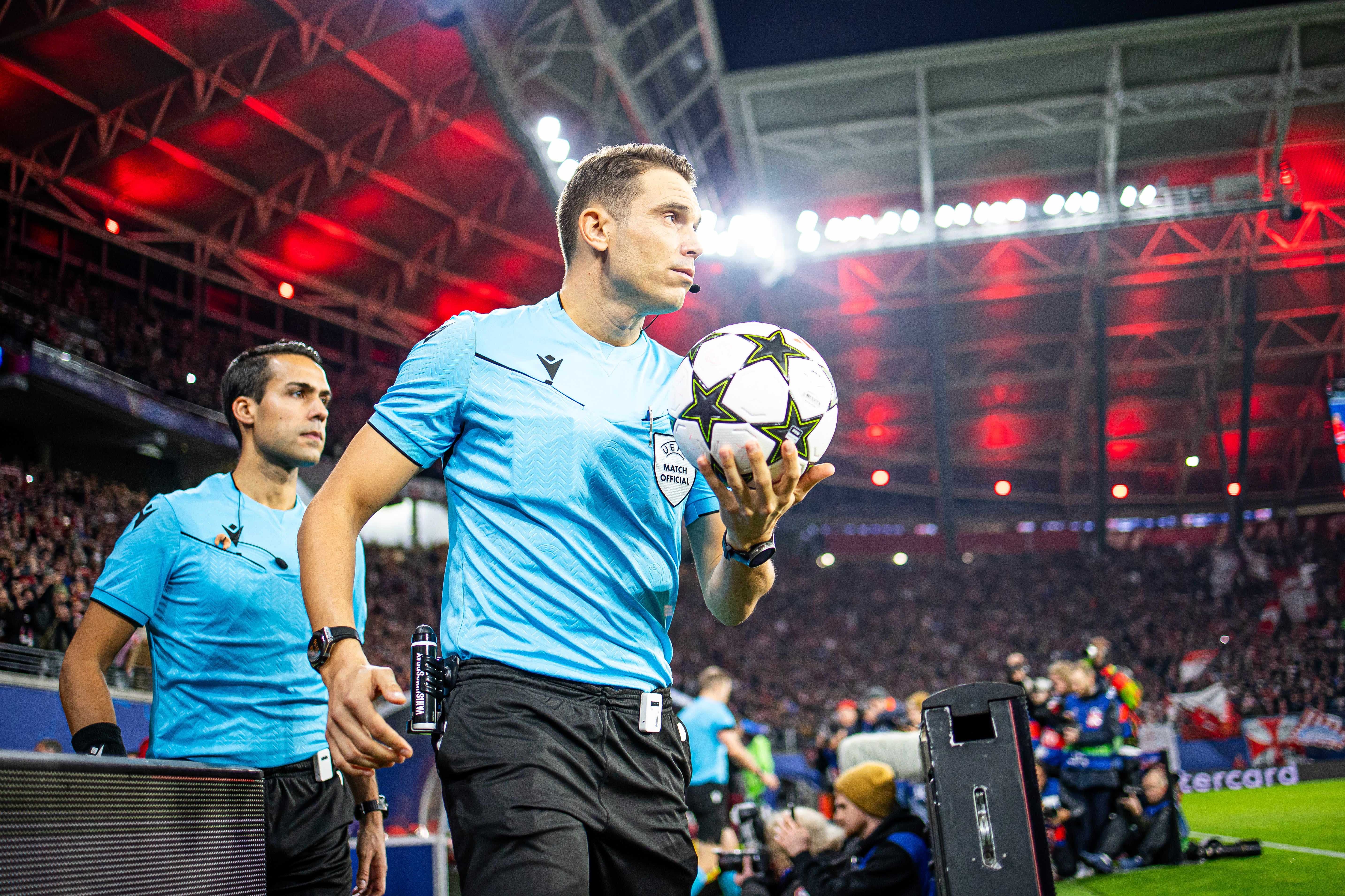 Fenerbahçe - Nottingham Forest maçına İsviçreli hakem