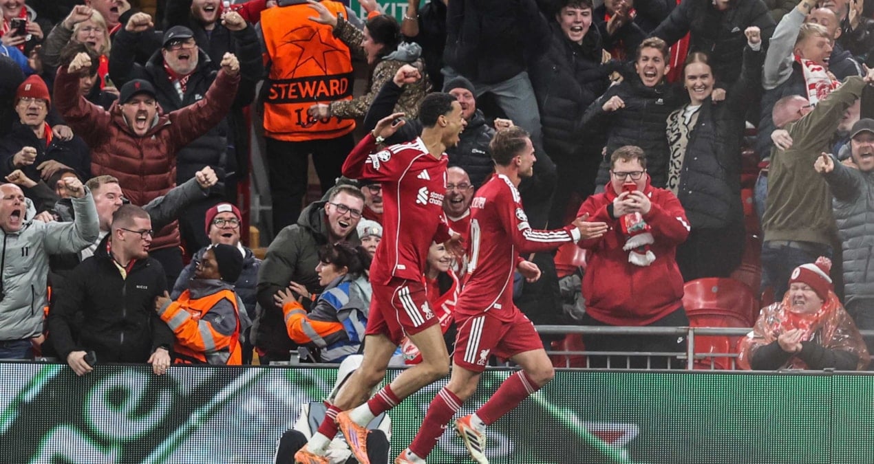 Fenerbahçe'nin rakibi Liverpool'a uzatmada kaybetti