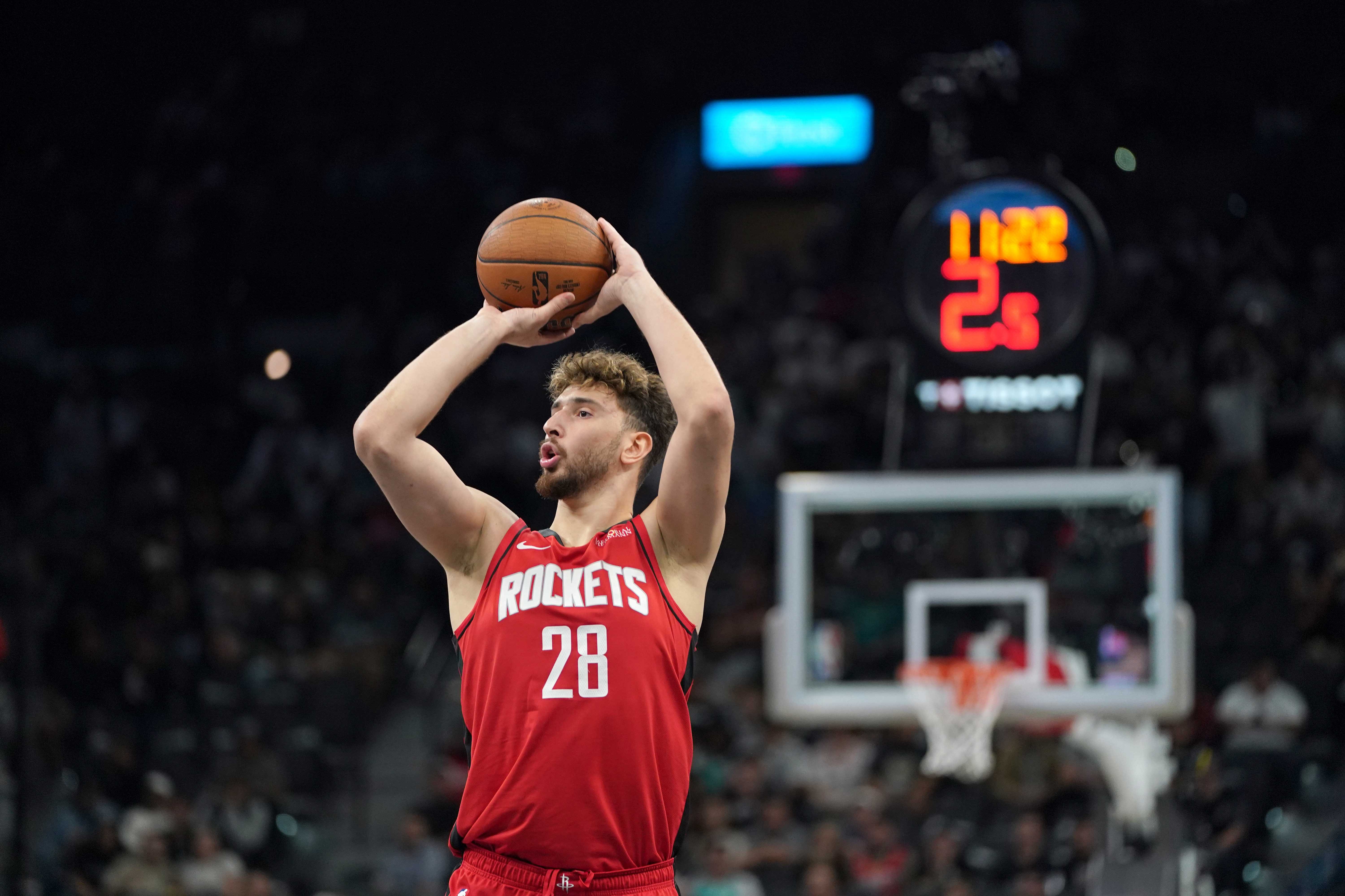 Alperen triple-double'a göz kırptı! Rockets fark attı