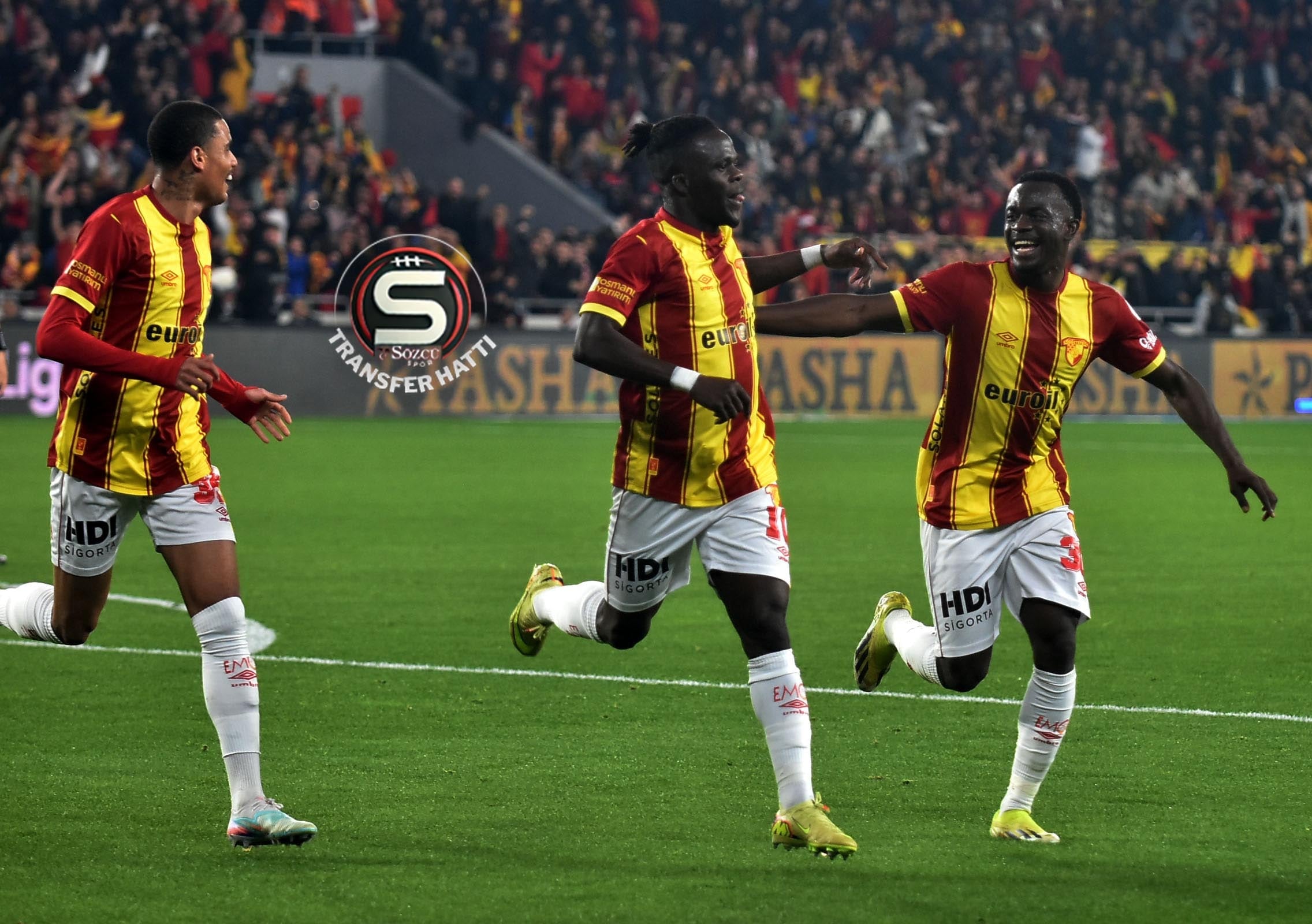 Beşiktaş'ın yeni transferi İstanbul'a geliyor!