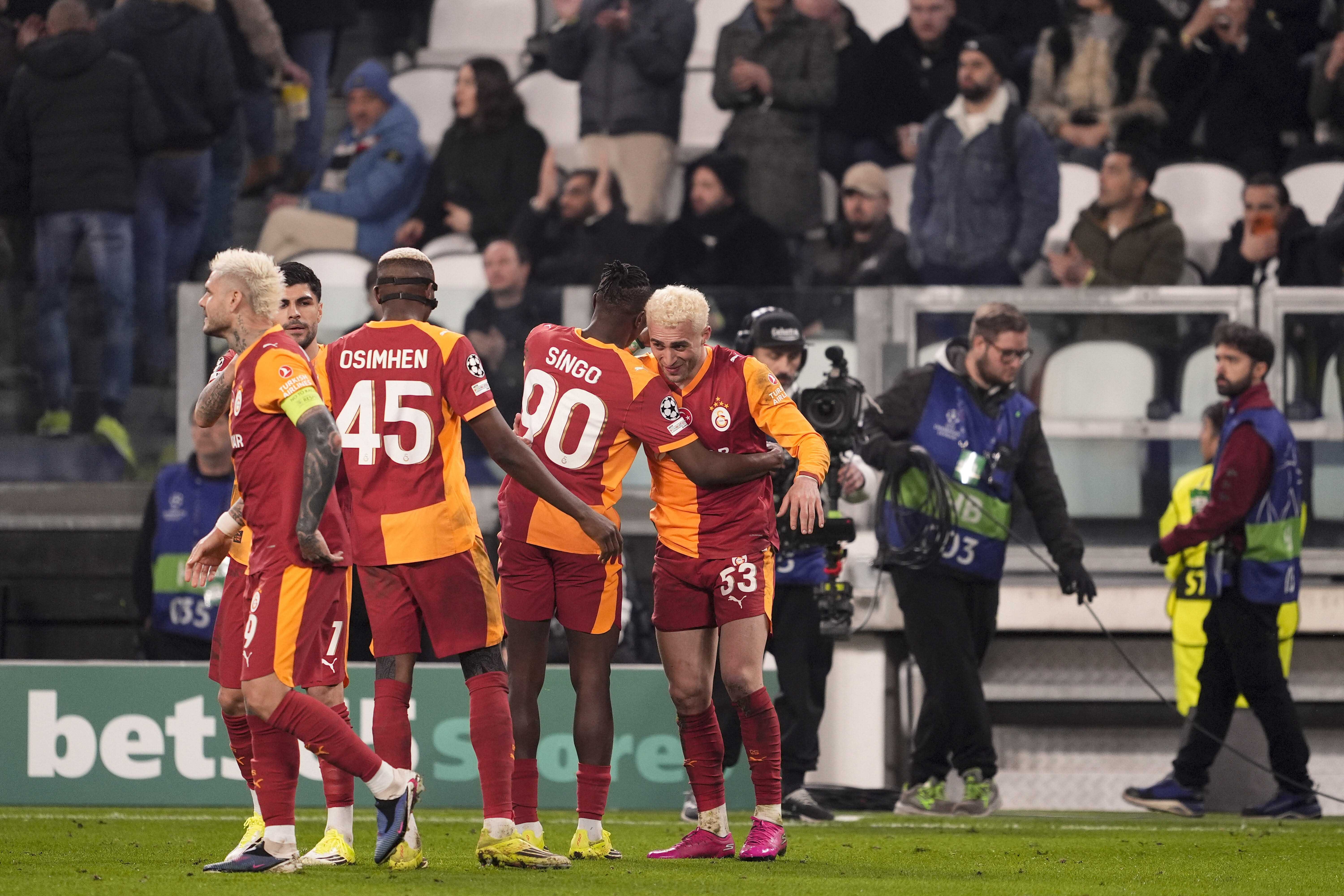 Galatasaray'ın yıldızı, Şampiyonlar Ligi'nde haftanın 11'ine seçildi