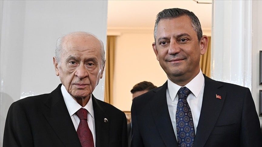 Bahçeli'den Özgür Özel'e sürpriz telefon