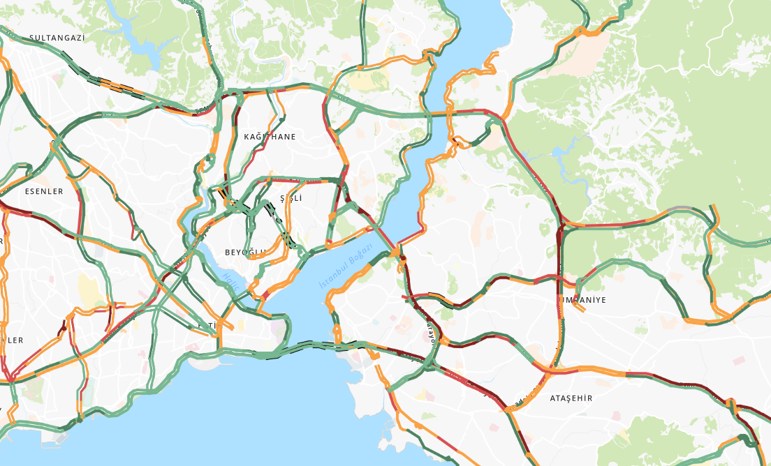 Megakentte sabah mesaisi: Köprüler ve duraklar kilitlendi