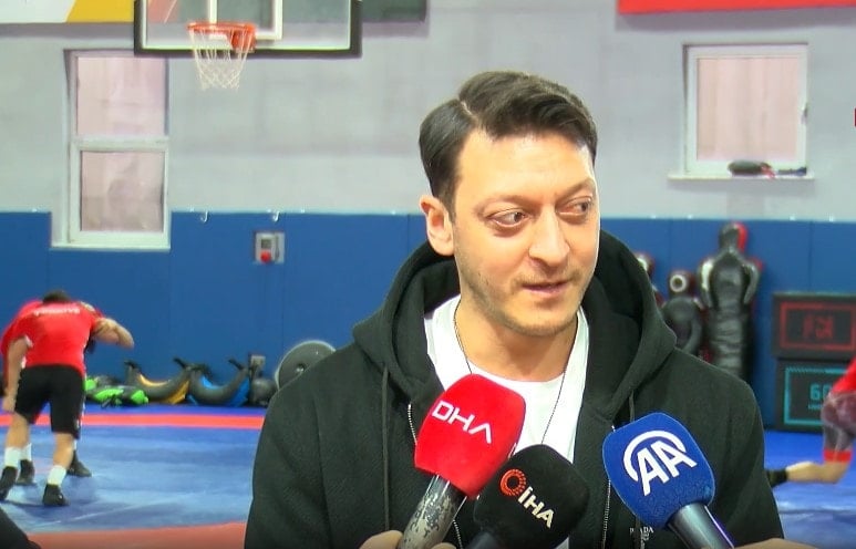 Mesut Özil'den Fenerbahçe mesajı