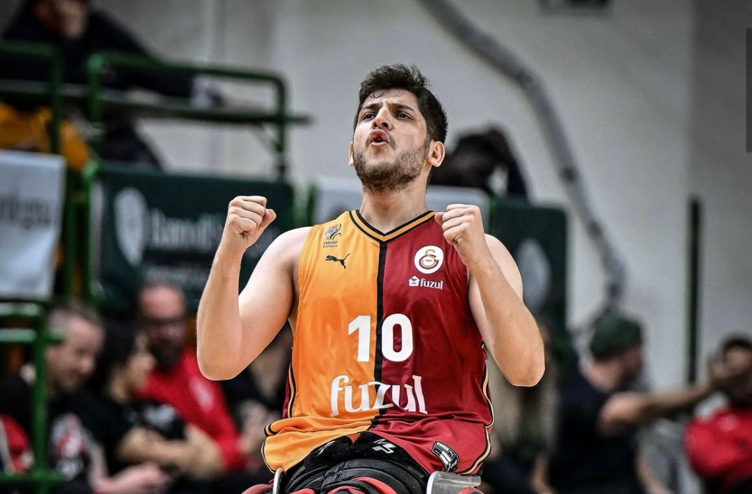 Galatasaray'ın kaptanlarından Enes Bulut: 'Engelsiz Aslanlar asla pes etmez'