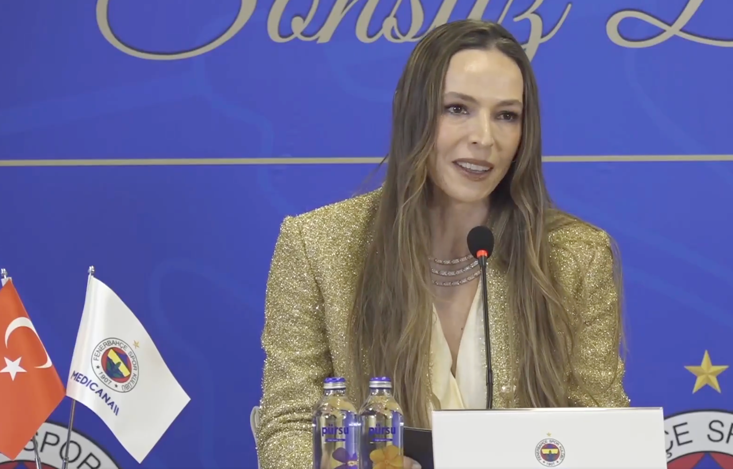 Eda Erdem'den Fenerbahçe'ye son imza