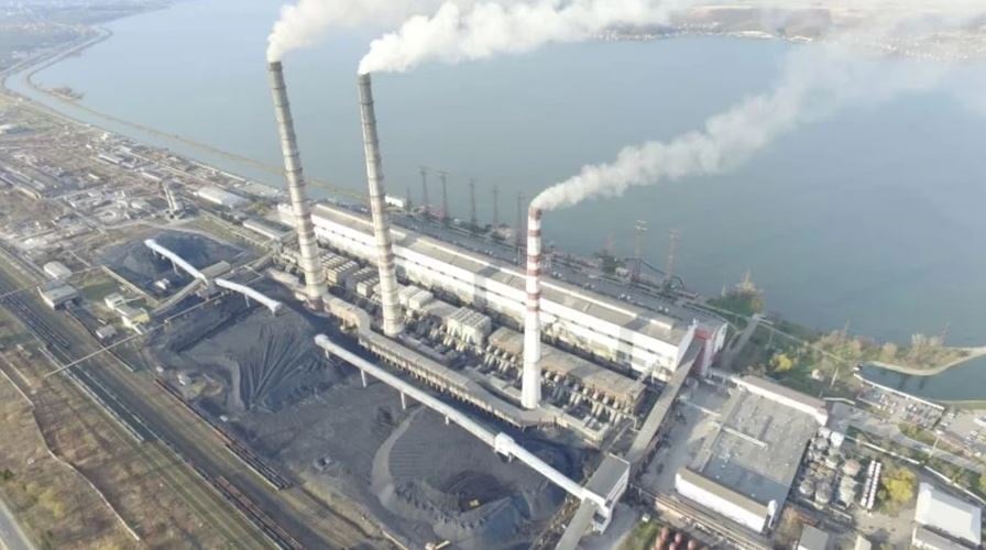 Ülkenin en büyük termik santrali vuruldu! Şehirler tek tek karanlığa gömülmeye başladı