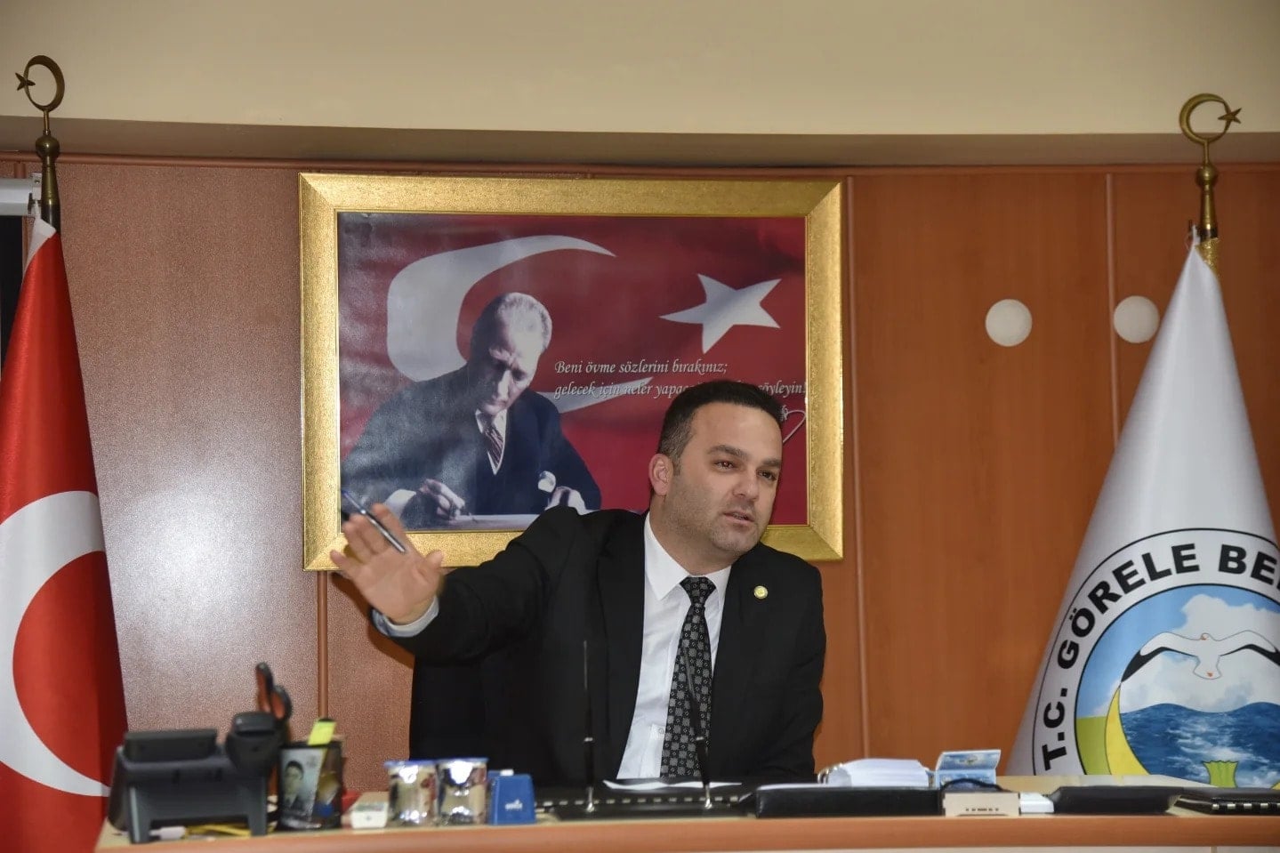 Hasbi Dede, CHP’den ihraç edildi