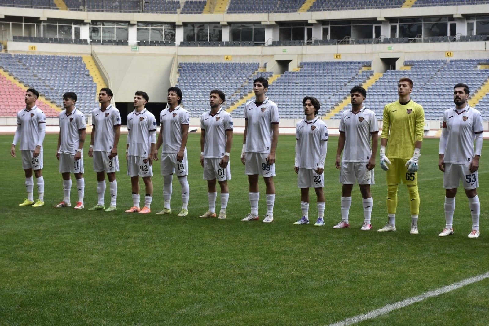 Sezonun ortasında maç yapmadan küme düştüler