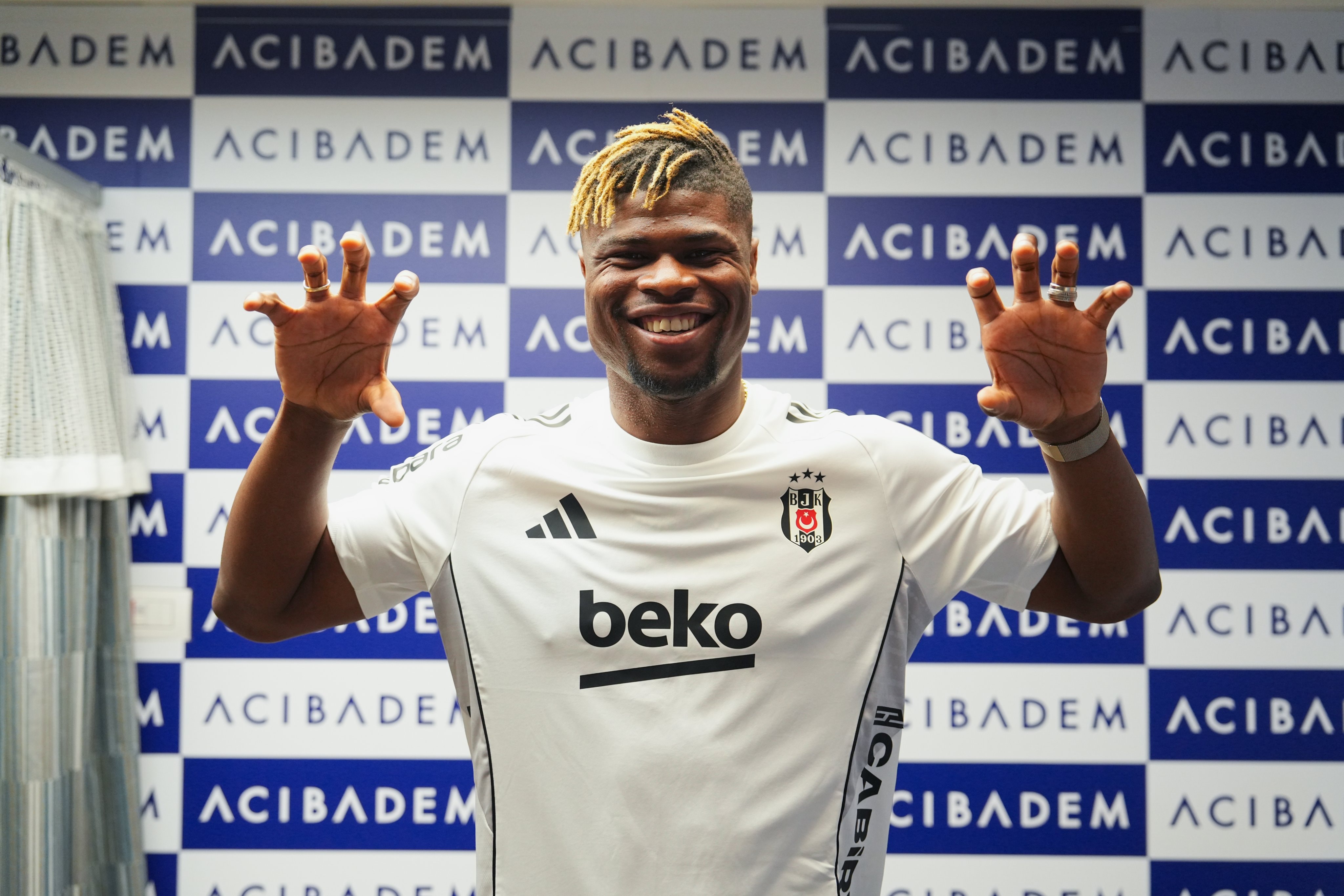 Emmanuel Agbadou hedeflerini açıkladı