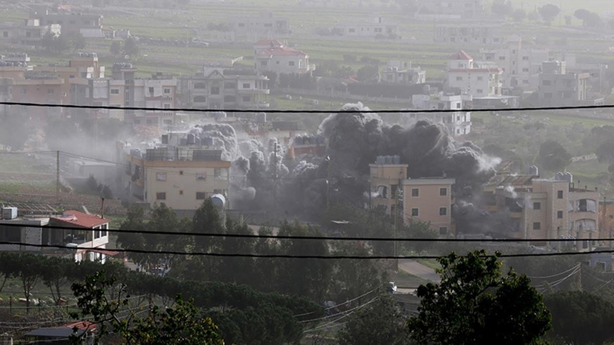 İsrail, ateşkese rağmen Lübnan'ın güneyinde askerlere ateş açtı
