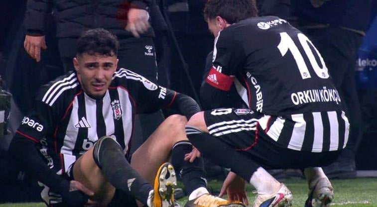 Beşiktaş'ta sakatlık şoku! G.Saray derbisini kaçıracak