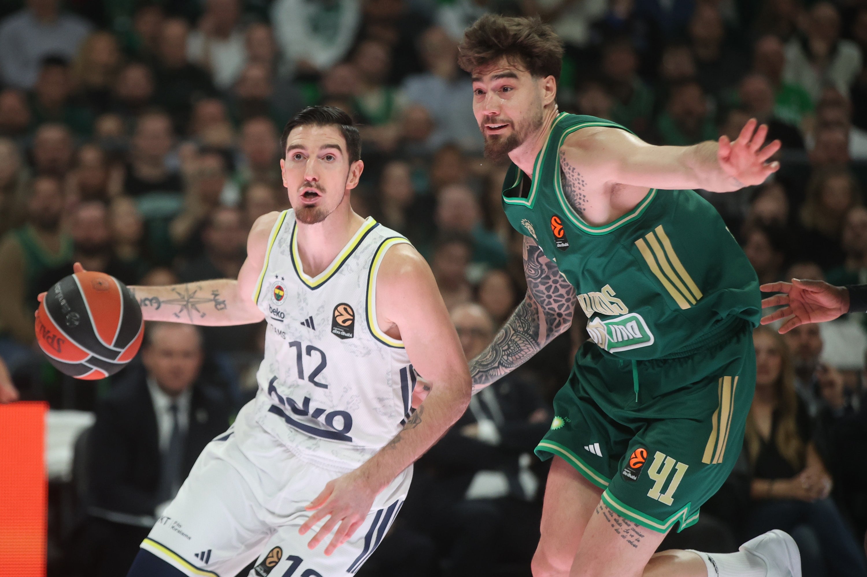 Fenerbahçe Beko, Panathinaikos'u son topta yıktı