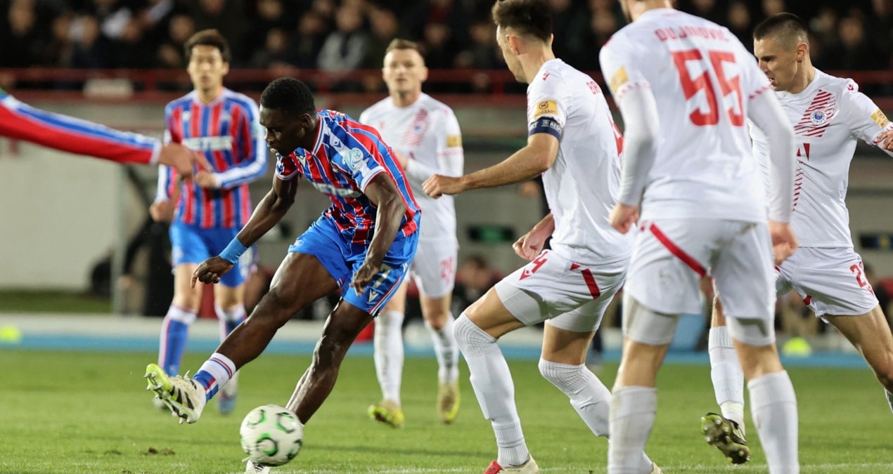 Avrupa'da sürpriz sonuç! 70 kat daha değerli takıma geçit vermediler